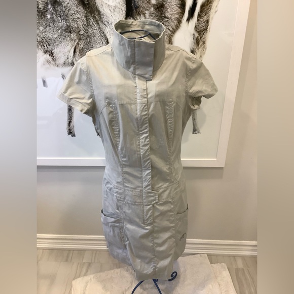 Arc’teryx Blasa dress size 4 - Picture 4 of 5